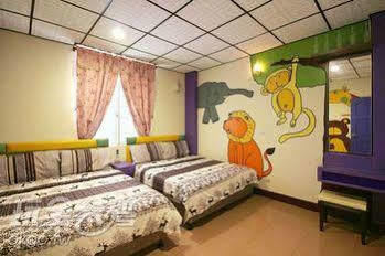 Her Home Homestay Isla Verde Exterior foto